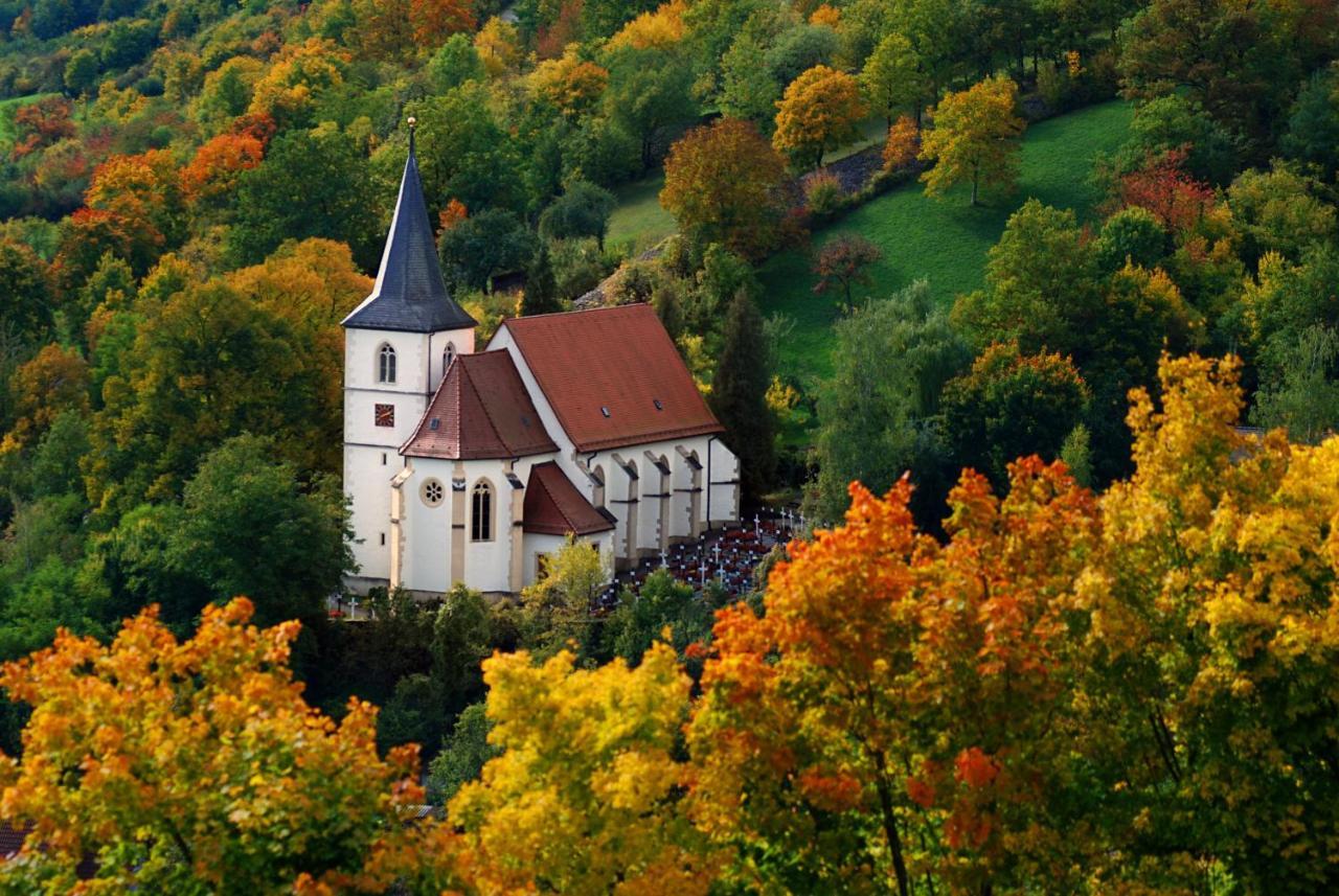 Hotel Altes Amtshaus, 3 Mulfingen Exterior foto
