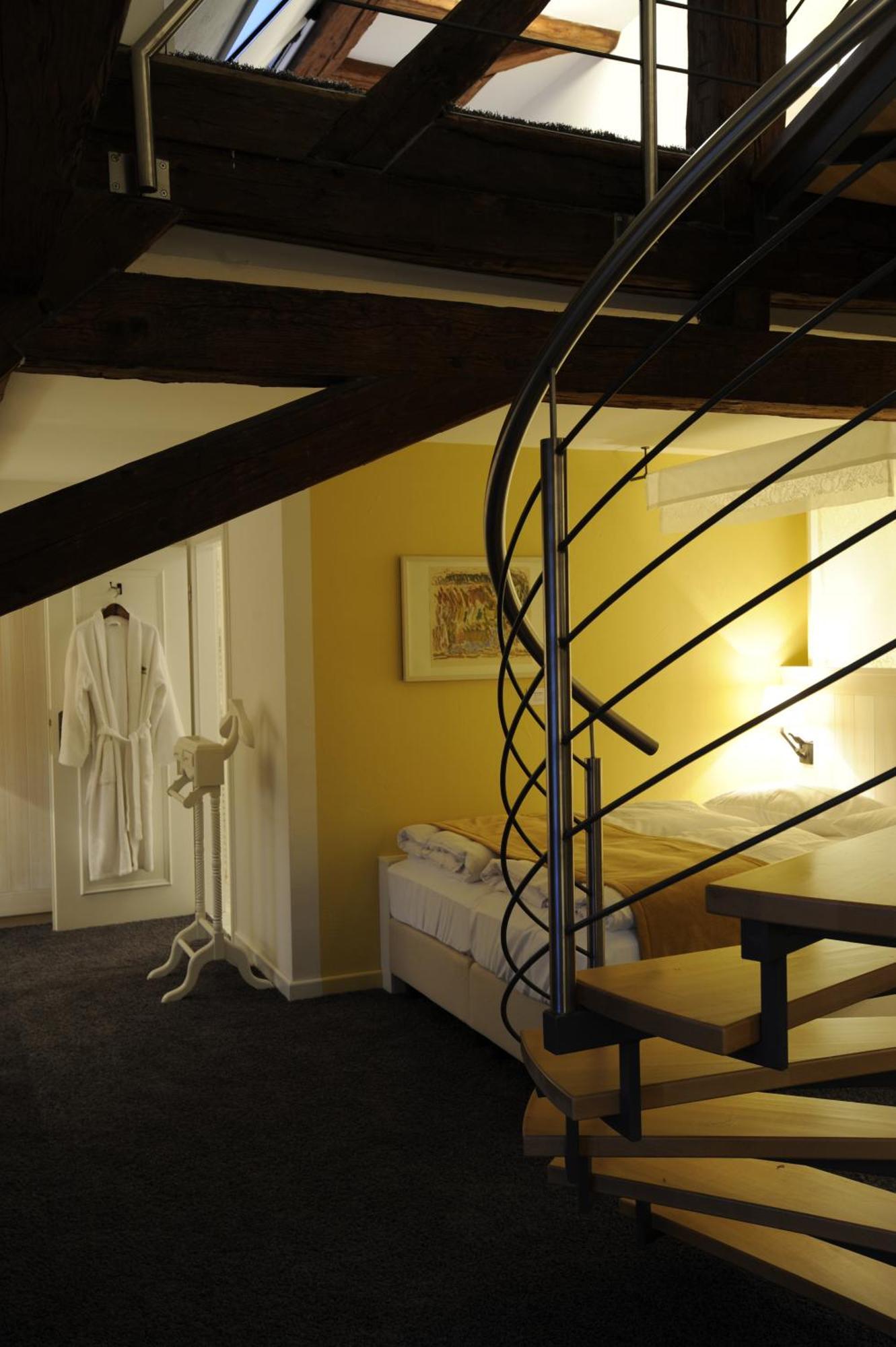 Hotel Altes Amtshaus, 3 Mulfingen Habitación foto