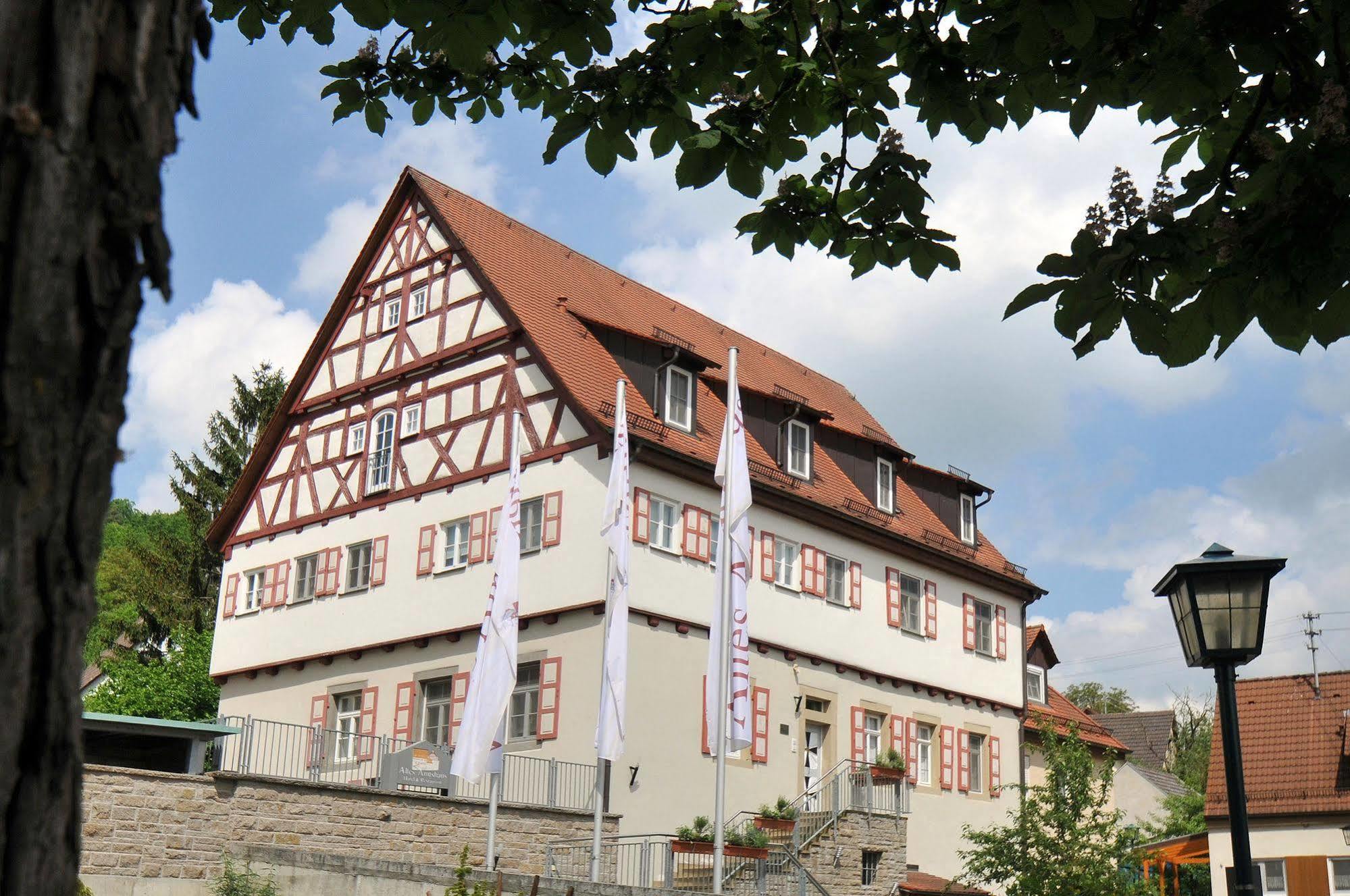 Hotel Altes Amtshaus, 3 Mulfingen Exterior foto